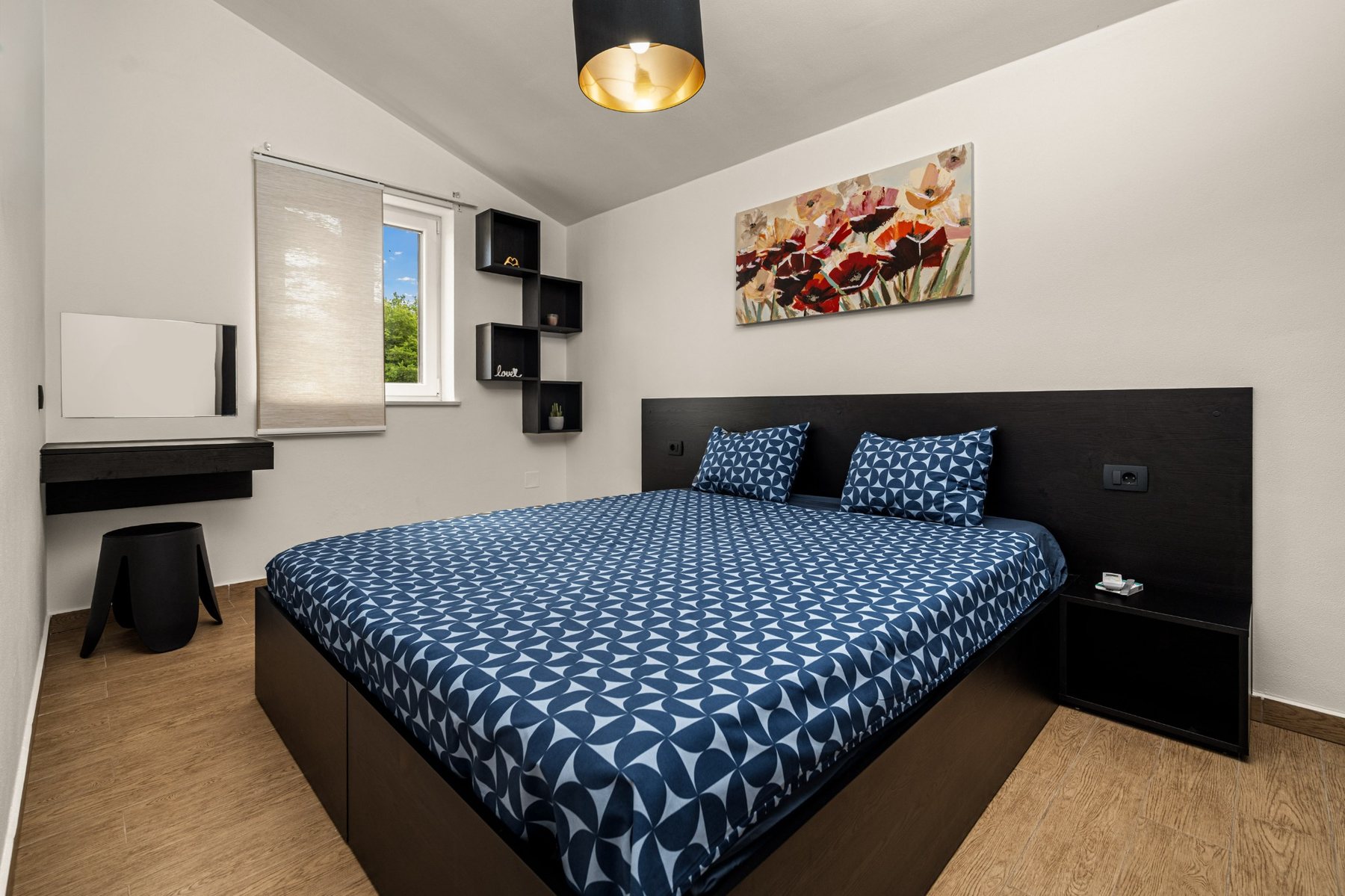 Elegant Bedroom